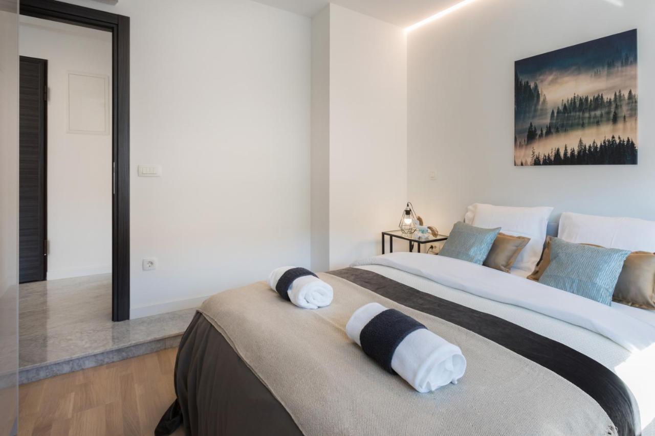 Design 2Bdr Apartment Near City Center Zagreb Exterior photo